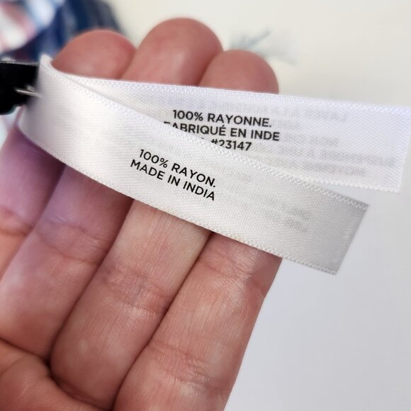 NEW Talbots Plaid Lightweight Soft Fringe Trim Oblong Scarf - Picture 6 of 7